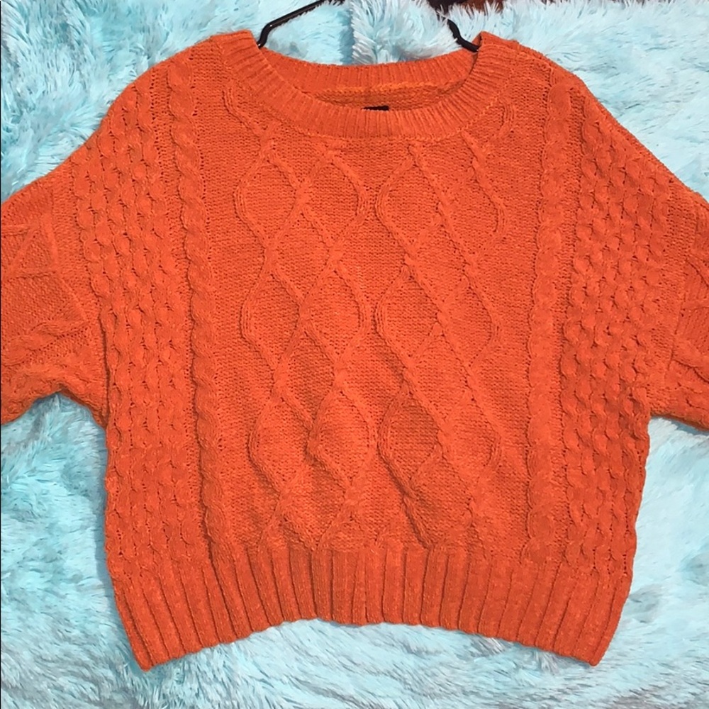 Crop knit sweater